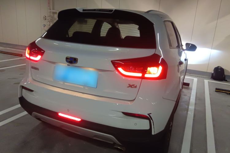Used Geely Auto Vision X3 2019 Upgraded Model 1.5L CVT Prestige Version