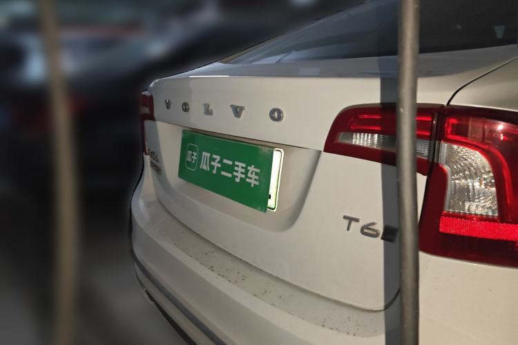 Used Volvo S60 New Energy 2015 S60L E-Drive Hybrid T6 Smart Drive Edition
