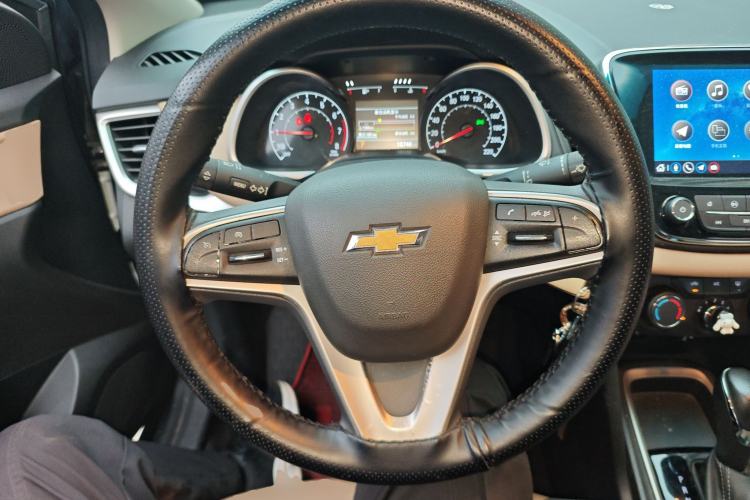 Used Chevrolet Monza 2021 320 Automatic Enjoyment Sunroof Edition Steering Wheel