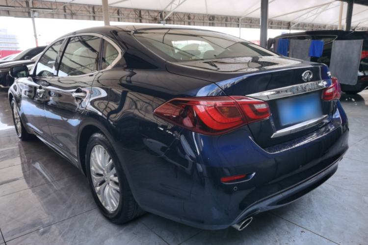 Used Infiniti Q70 2019 Q70L 2.0T Elite Plus Version
