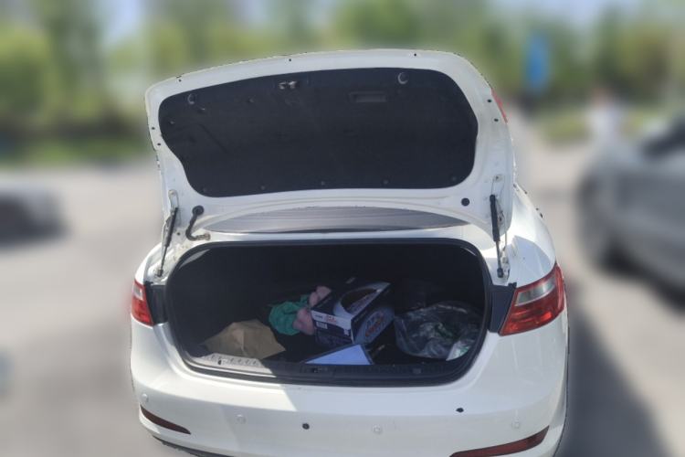 Used Bestune B70 2014 2.0L automatic luxury version