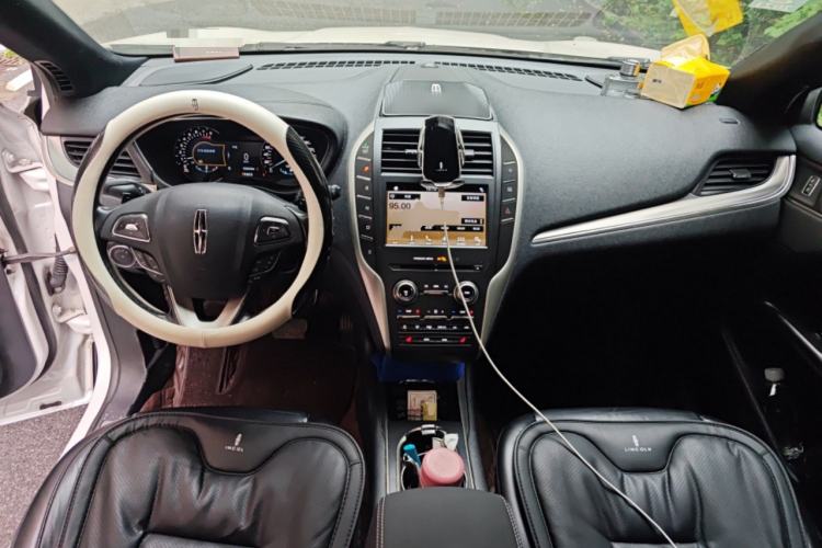Used Lincoln MKC 2017 2.0T Two-Wheel Drive Deluxe Edition