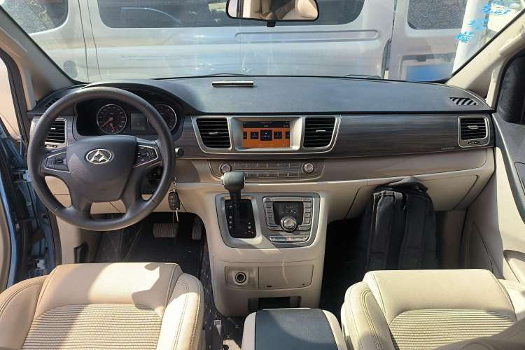 Used SAIC MAXUS G10 2018 PLUS 2.0T Automatic Smart Edition
