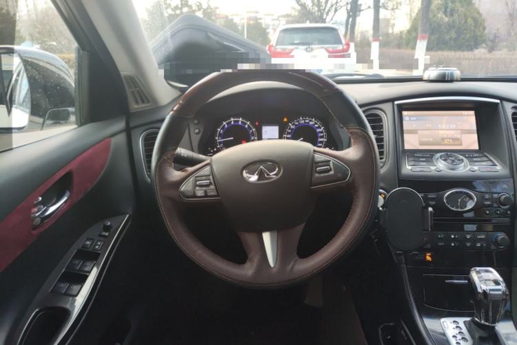 Used Infiniti QX50 2015 2.5L Comfort Edition Steering Wheel