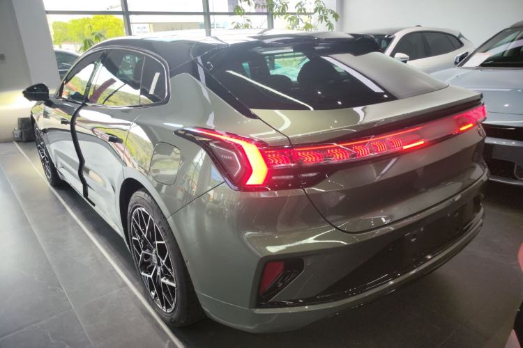 Used Zeekr 001 2024 WE Edition 95 kWh All-Wheel Drive Rear Left 45 Deg