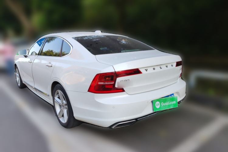 Used Volvo S90 2019 T5 Zhiyi Edition
