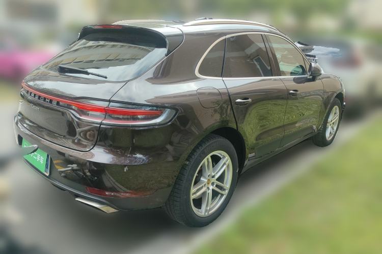 Used Porsche Macan 2021 Macan 2.0T Rear Right 45 Deg