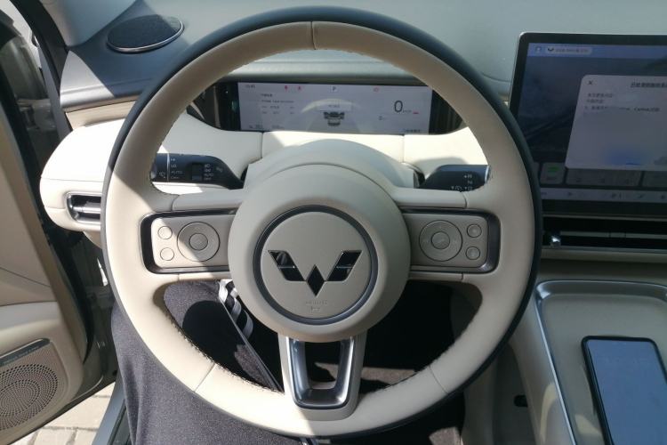 Used Wuling Bingo S 2025 Model 325km Deluxe Edition
