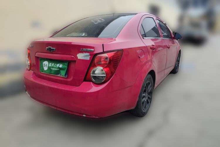 Used Chevrolet Aveo Sonic 2011 Sedan 1.4L MT SL