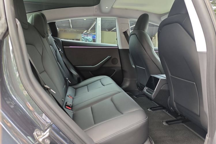 Used Tesla Model 3 2023 Rear-Wheel-Drive Version