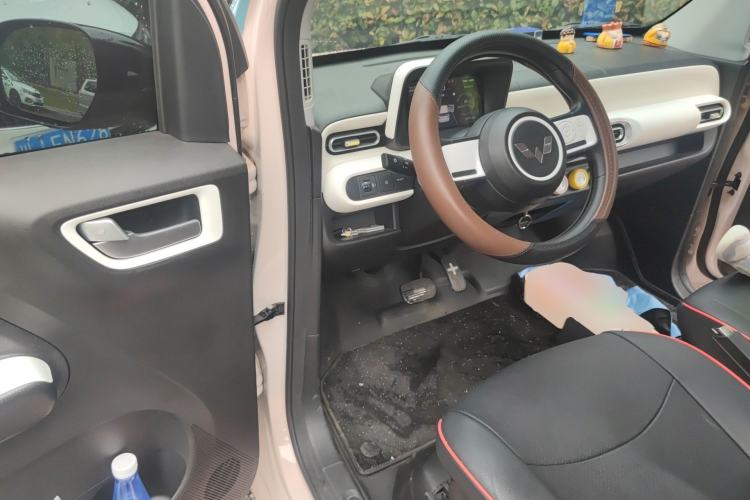 Used Wuling Hongguang MINIEV 2024 Third Generation 120 km Driver Seat