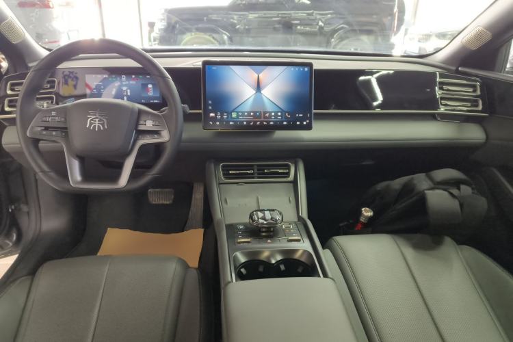 Used BYD Qin L 2025 DM-i Smart Drive 120KM Superior Model