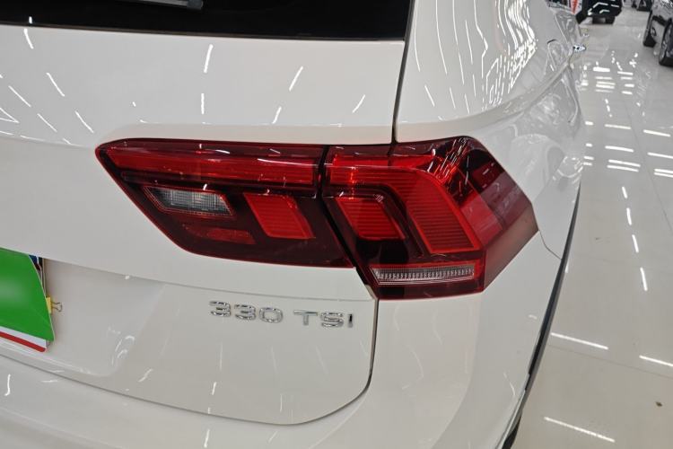 Used Volkswagen Tiguan L 2021 330TSI Automatic Two-Wheel Drive R-Line Enhanced Edition
