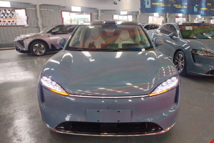 Used Hima Luxeed R7 2025 Range-Extended Version 360 km Max
