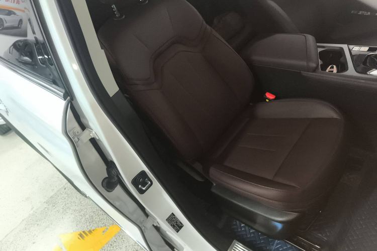 Used JETOUR X90 PLUS 2024 1.6TD Manual Yangfang PRO 7-Seater