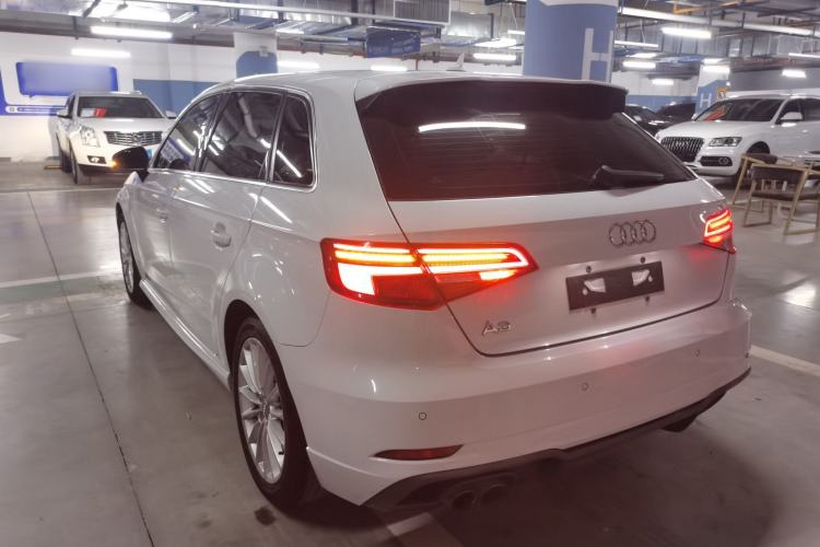 Used Audi A3 2018 30th Anniversary Edition Sportback 35 TFSI Fashion Model
