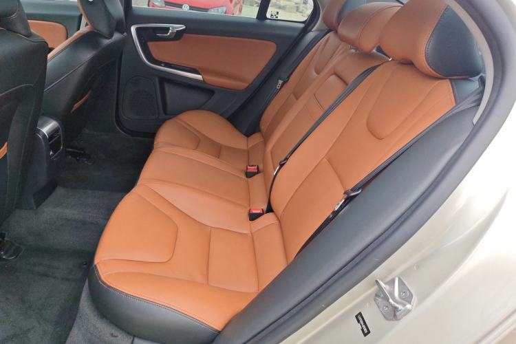 Used Volvo S60 2017 S60L T3 Smart Upgrade Edition
