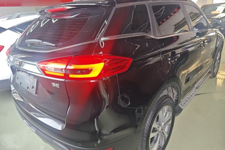 Used Geely Auto Emgrand X7 Sport 2016 2.0L Manual Smart Connect Version