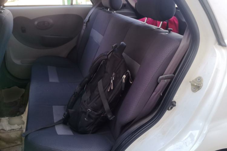 Used FAW Weizhi V2 2010 1.3L AMT Flagship Version Left Rear Seat