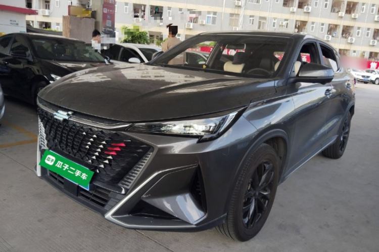 Used Oshan X5 PLUS 2023 Revised Version 1.5T DCT Navigation Edition