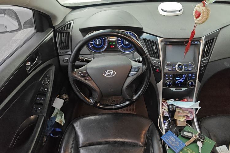 Used Hyundai Sonata 2013 2.4L Automatic Luxury Version China IV Standard
