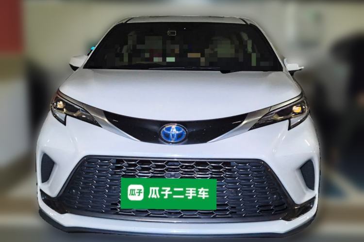 Used Toyota Granvia 2023 2.5L Hybrid Prestige PLUS Edition
