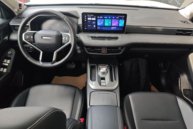 Used Haval JOLION 2021 1.5T Automatic Grand Three-Volume Version Center Console