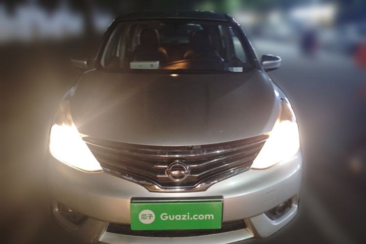 Used Nissan Livina 2013 1.6XE Manual Comfort Edition
