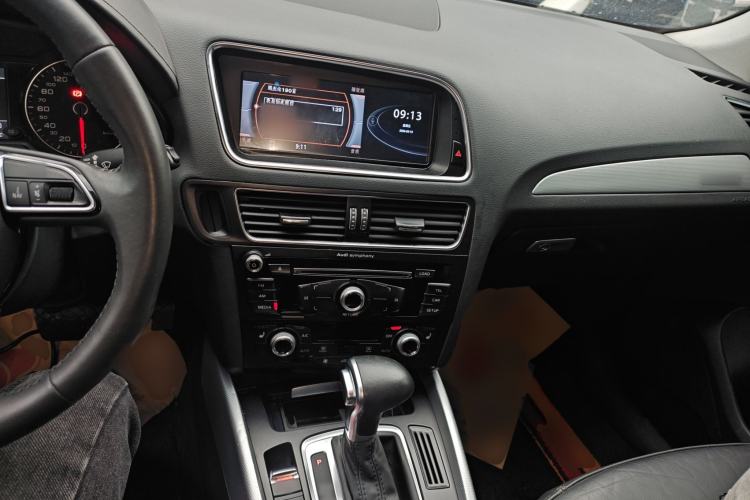 Used Audi Q5 2018 Collector's Edition 40 TFSI Technology Model