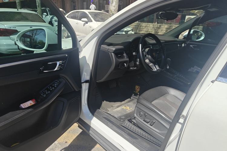 Used Porsche Macan 2017 Macan 2.0T Driver Seat