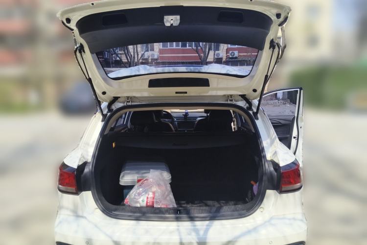 Used Roewe Ei5 2018 Internet Flagship Edition Trunk