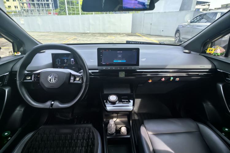 Used MG 4 EV 2022 425 km Luxury Edition
