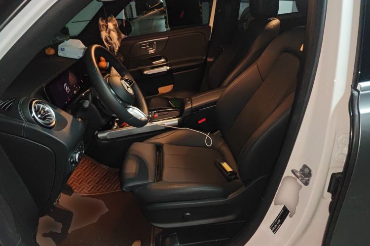 Used Mercedes-Benz GLB 2024 Refresh GLB 220 Fashion Edition Left Front Seat