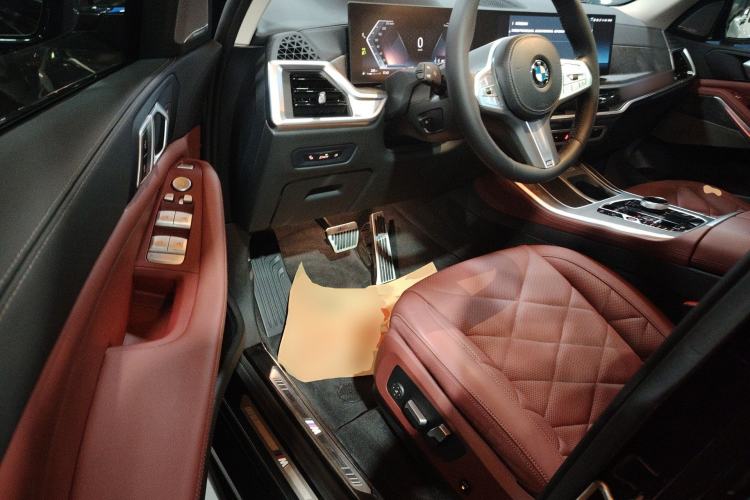 Used BMW X5 2023 xDrive 30Li Luxury M Sport Night Edition Package