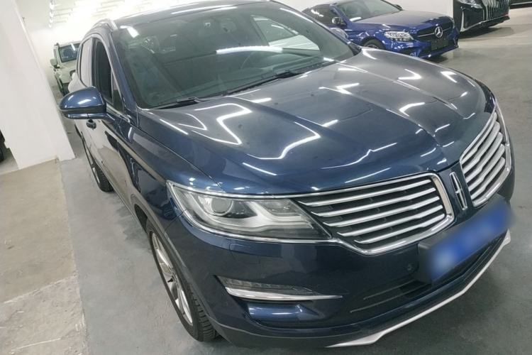 Used Lincoln MKC 2017 2.0T Two-Wheel-Drive Luxury Edition
