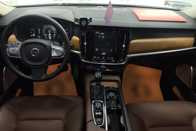 Used Volvo S90 2020 T5 Zhiyi Luxury Edition