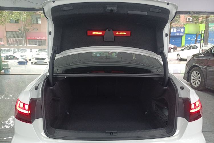 Used Audi A4L 2022 40 TFSI Fashion Dynamic Model
