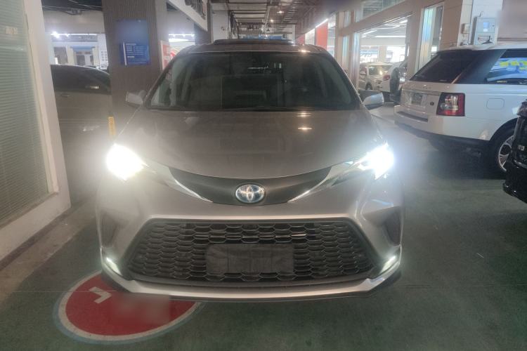 Used Toyota Granvia 2023 2.5L Hybrid Comfort Edition