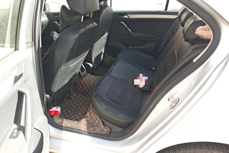 Used Volkswagen Jetta 2015 Zhuihui Edition 1.6L Manual Comfort Model