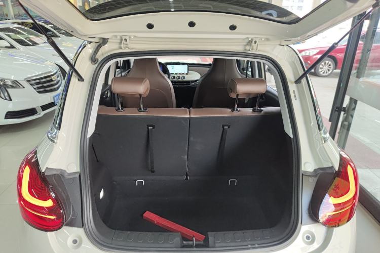 Used Wuling Bingo 2024 333 km Enjoyment Version Trunk