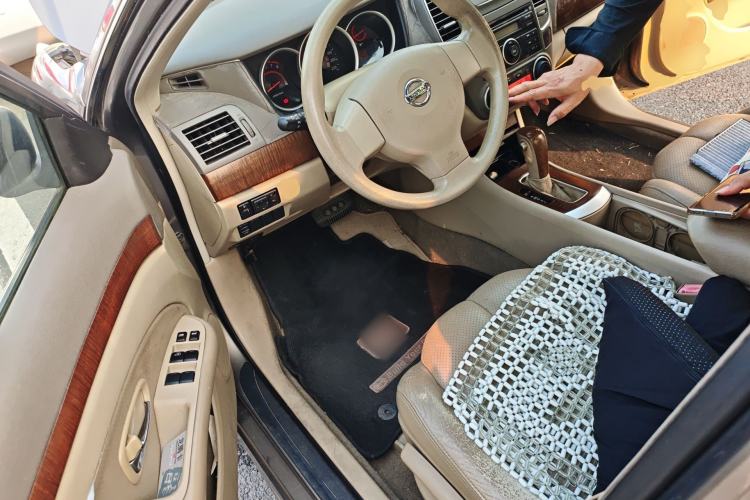 Used Nissan Sylphy 2009 1.6XL Automatic Luxury Sunroof Edition Driver Seat