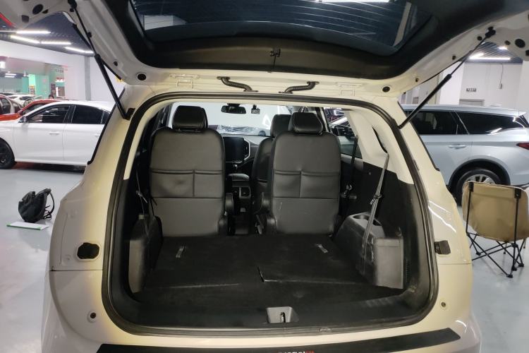 Used Baojun 530 2021 Global Car Anniversary Edition 1.5T Manual Prestige Model 6 Seats
