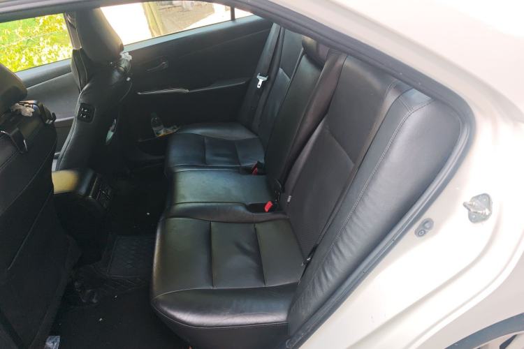 Used Toyota Camry 2015 2.0G Premier Edition
