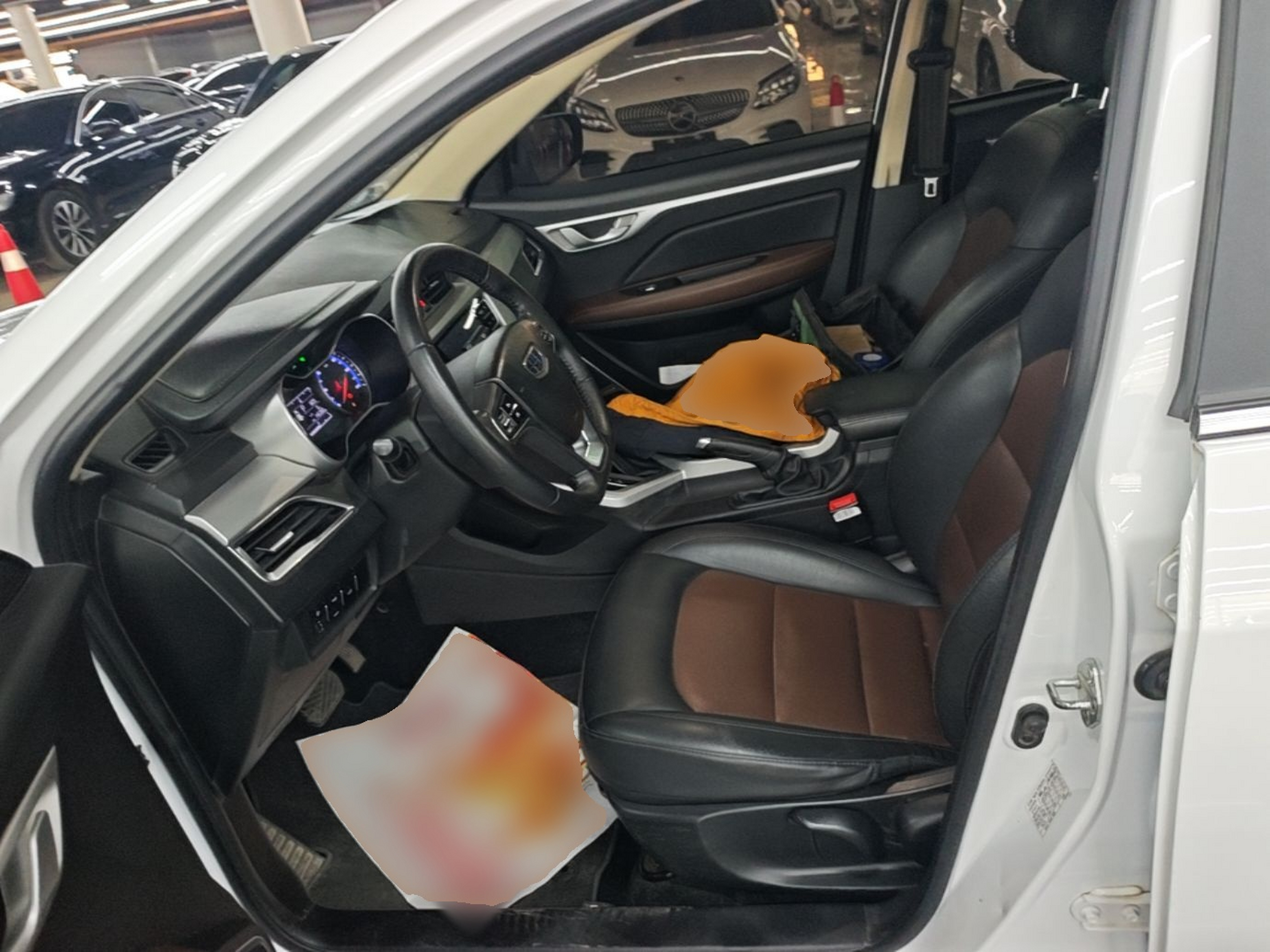 Interior delantero