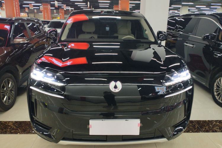 Used Denza N9 2025 Flagship Model Front