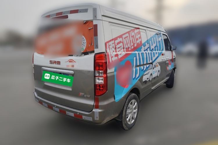 Used Jinbei New Hiace X30L 2024 Wealth Edition Van 2/5 Seats Front-Mounted Air Conditioning Rear Right 45 Deg