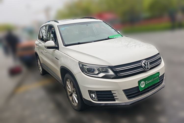 Used Volkswagen Tiguan 2016 300TSI Automatic All-Wheel Drive Fashion Vision Edition Front Right 45 Deg
