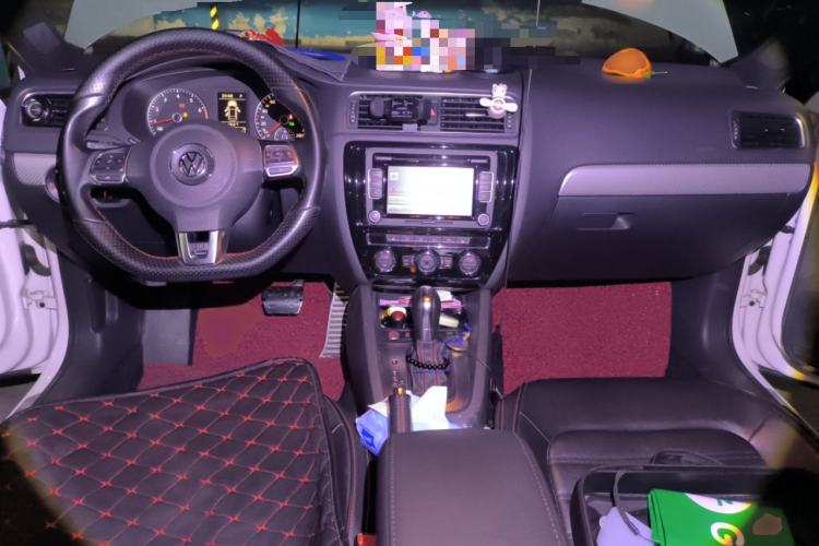 Used Volkswagen Sagitar 2013 2.0 TSI GLI
