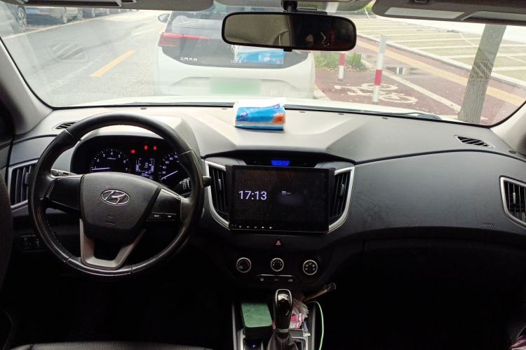 Used Hyundai ix25 2015 1.6L Automatic Two-Wheel Drive Smart GLS Trim
