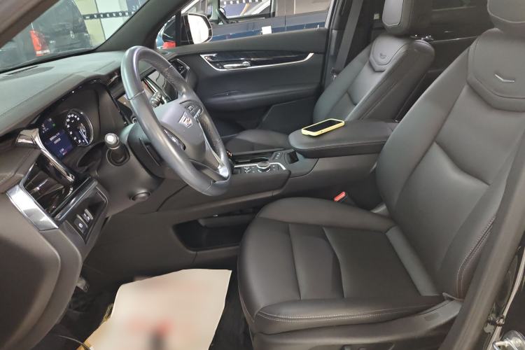 Used Cadillac XT6 2021 2.0T 6-Seater Two-Wheel Drive Luxury Version